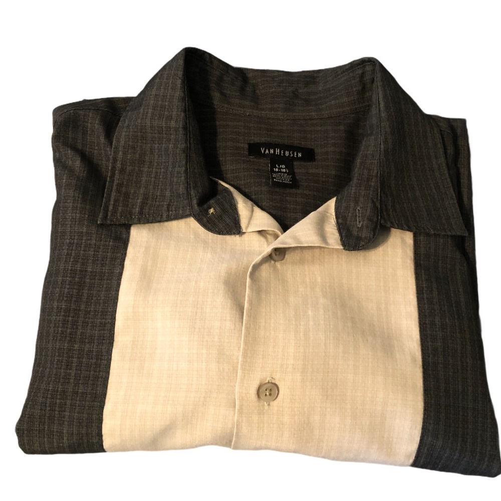 Men’s Van Heusen button down shirt